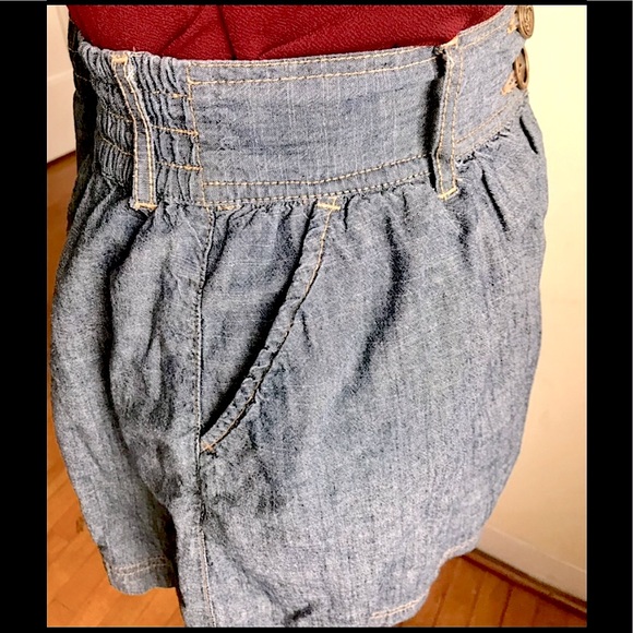 Denim A-Line Mini Skirt: High Waisted Lightweight, Double Bronze Buttons, Sz. M - Picture 4 of 6